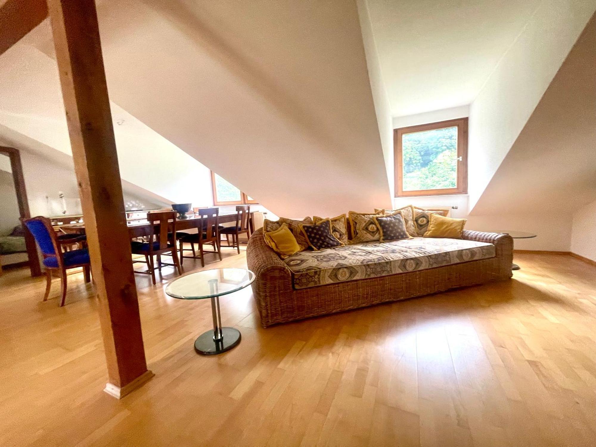 Wunderschoenes Grosses 3 Zimmer Apartament Zentrum Goldstadt Familienfreundlich Mit Garage Pforzheim Exteriör bild